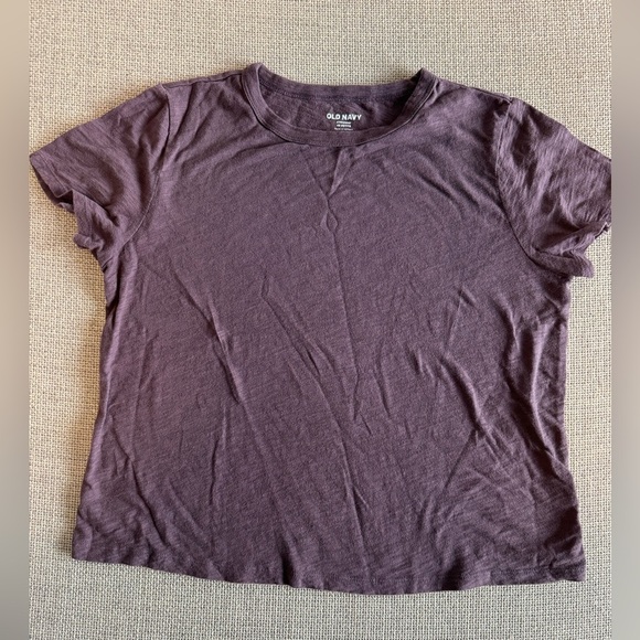 Old Navy Tops - Old Navy Women's Short Sleeve Tee in Deep Purple